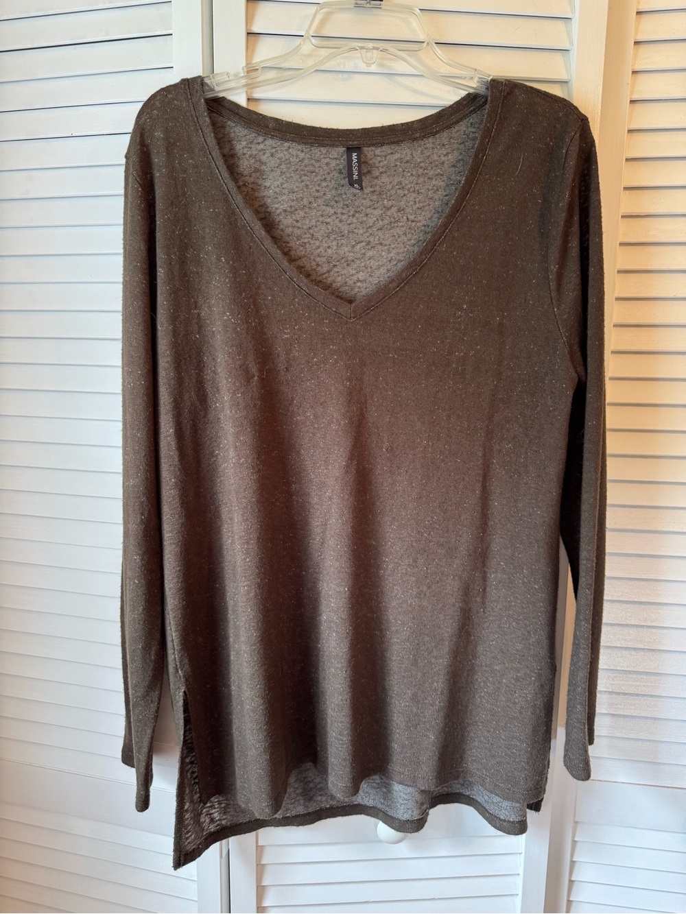 Massini Olive V-Neck Long Sleeve Tee